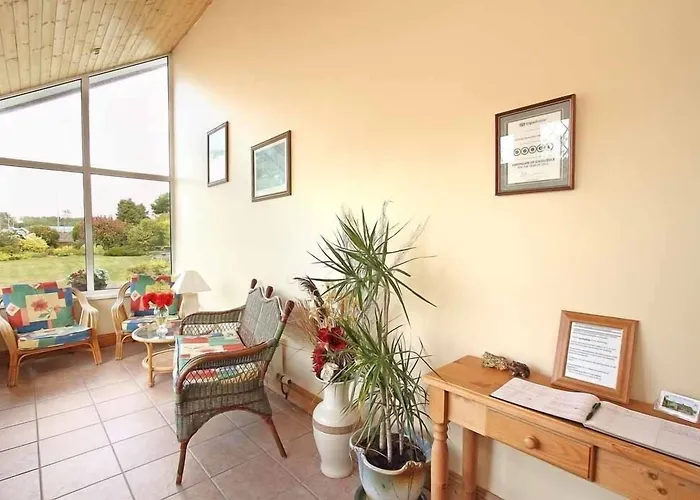 Hotel Ashleigh House